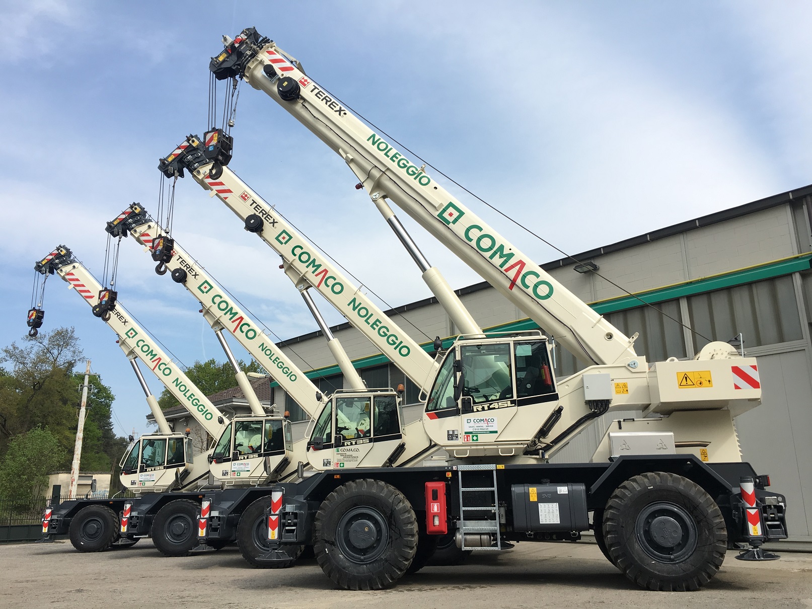 Mezzo al lavoro